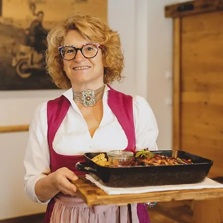 Lägenhetshotell Liebe Heimat 2*